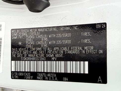 Certified 2024 Toyota Highlander XSE AWD/4WD image 42