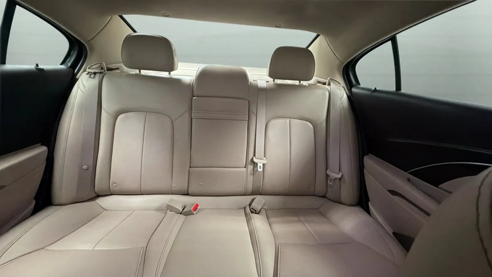 Used 2015 Buick LaCrosse Leather w/ Experience Buick Package FWD image 19