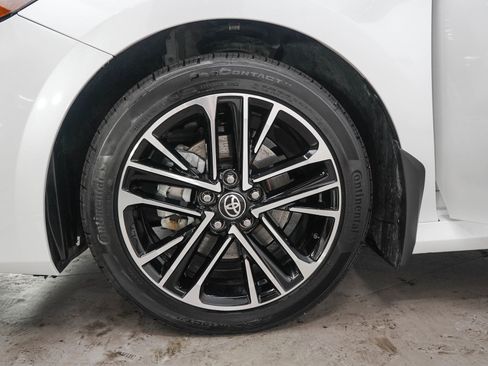 Used 2026 Toyota Camry XLE AWD/4WD image 27