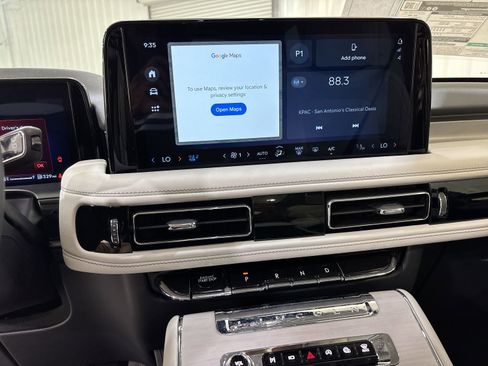 New 2026 Lincoln Aviator Reserve image 19