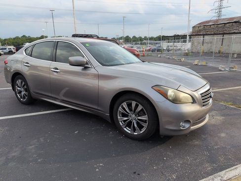 Used 2013 INFINITI M37 w/ Premium Pkg RWD image 7