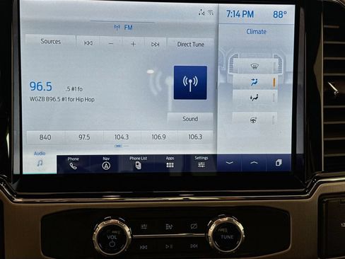 Used 2022 Ford F250 Platinum w/ FX4 Off-Road Package AWD/4WD image 16