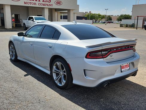 Used 2020 Dodge Charger GT w/ Plus Group image 3