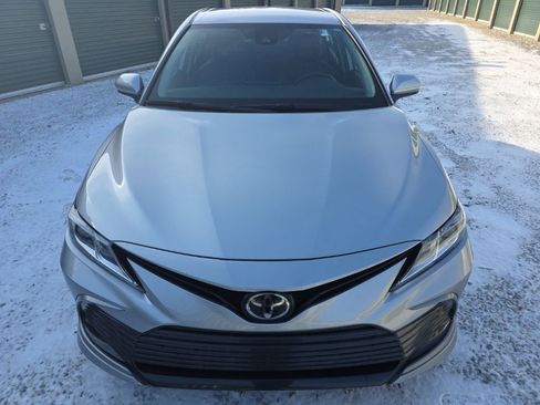 Certified 2022 Toyota Camry LE image 9