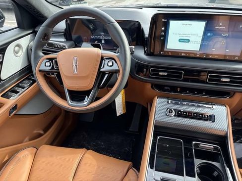New 2026 Lincoln Aviator Black Label w/ Dynamic Handling Package AWD/4WD image 14