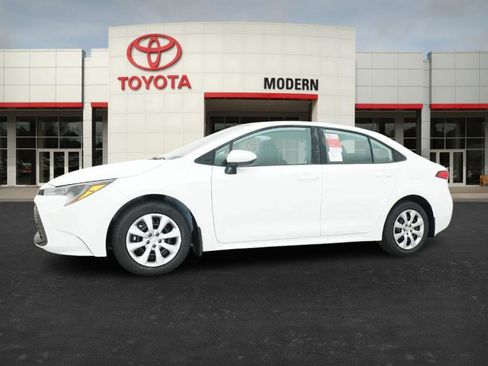 New 2026 Toyota Corolla LE image 8