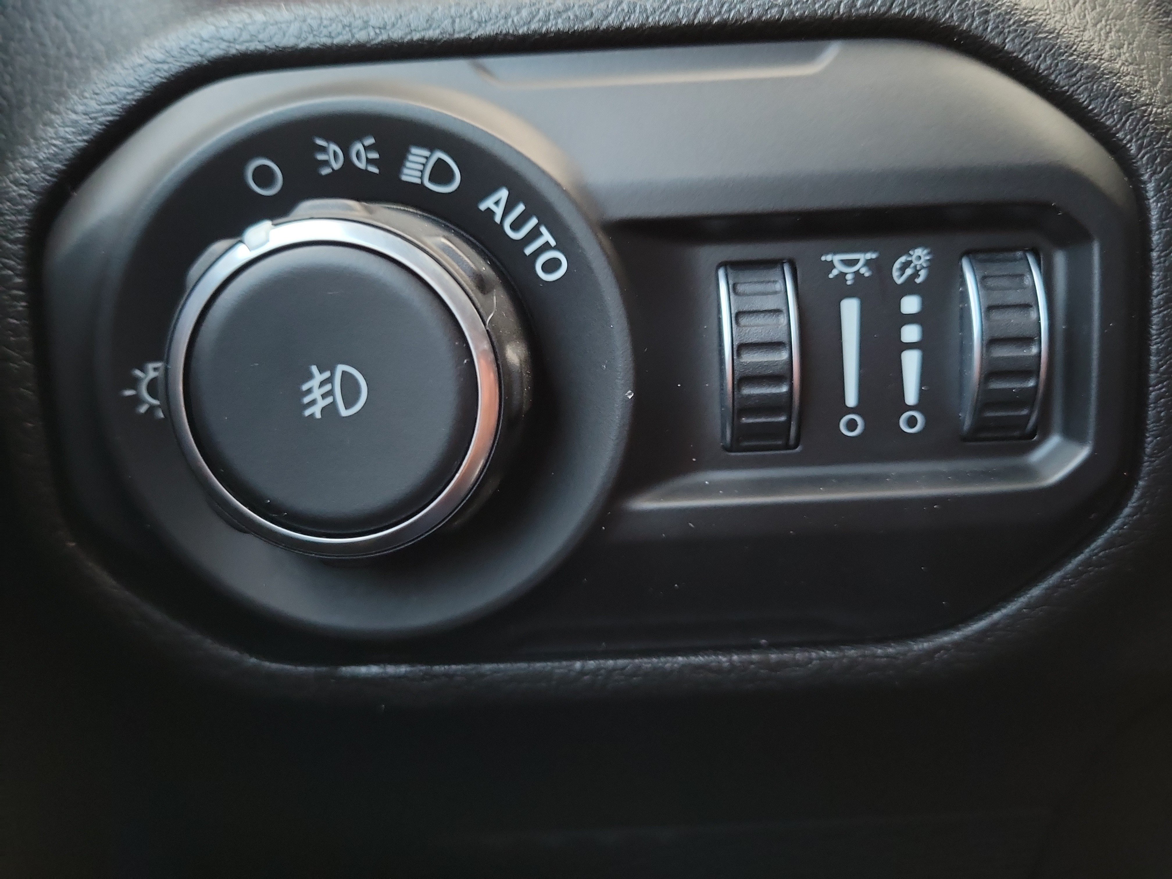 Used 2021 Jeep Wrangler Unlimited Rubicon AWD/4WD image 30
