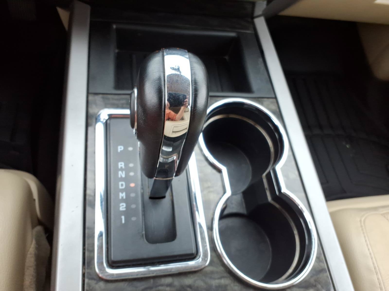 Used 2017 Ford Expedition EL Limited RWD image 25