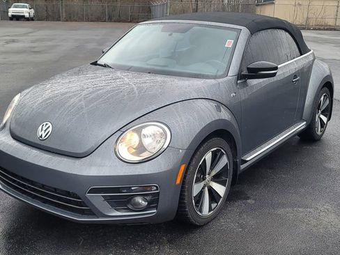 Used 2014 Volkswagen Beetle R-Line image 3
