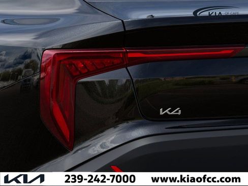 New 2025 Kia K4 LXS image 11