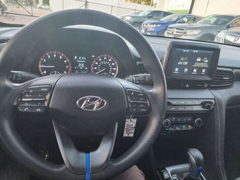 Used 2019 Hyundai Veloster 2.0 FWD image 18