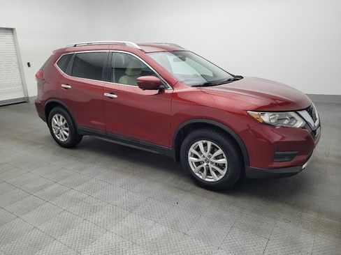 Used 2018 Nissan Rogue SV w/ Premium Package image 11