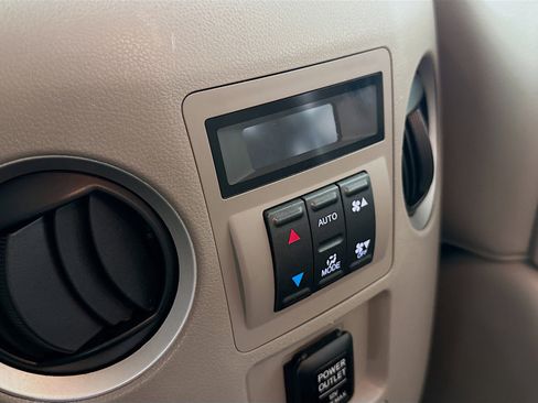 Used 2014 Honda Pilot EX-L image 31