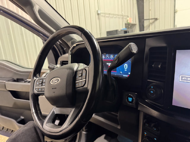 Used 2023 Ford F250 Lariat w/ Lariat Ultimate Package AWD/4WD image 13