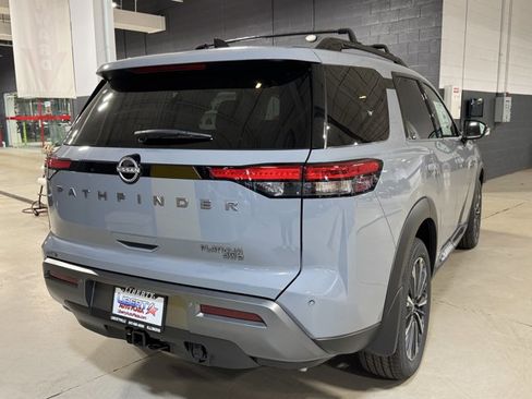 New 2026 Nissan Pathfinder Platinum AWD/4WD image 18
