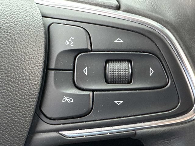 Used 2021 Buick Envision Avenir w/ Technology Package II FWD image 29