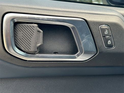 Used 2023 Ford Bronco Outer Banks image 25