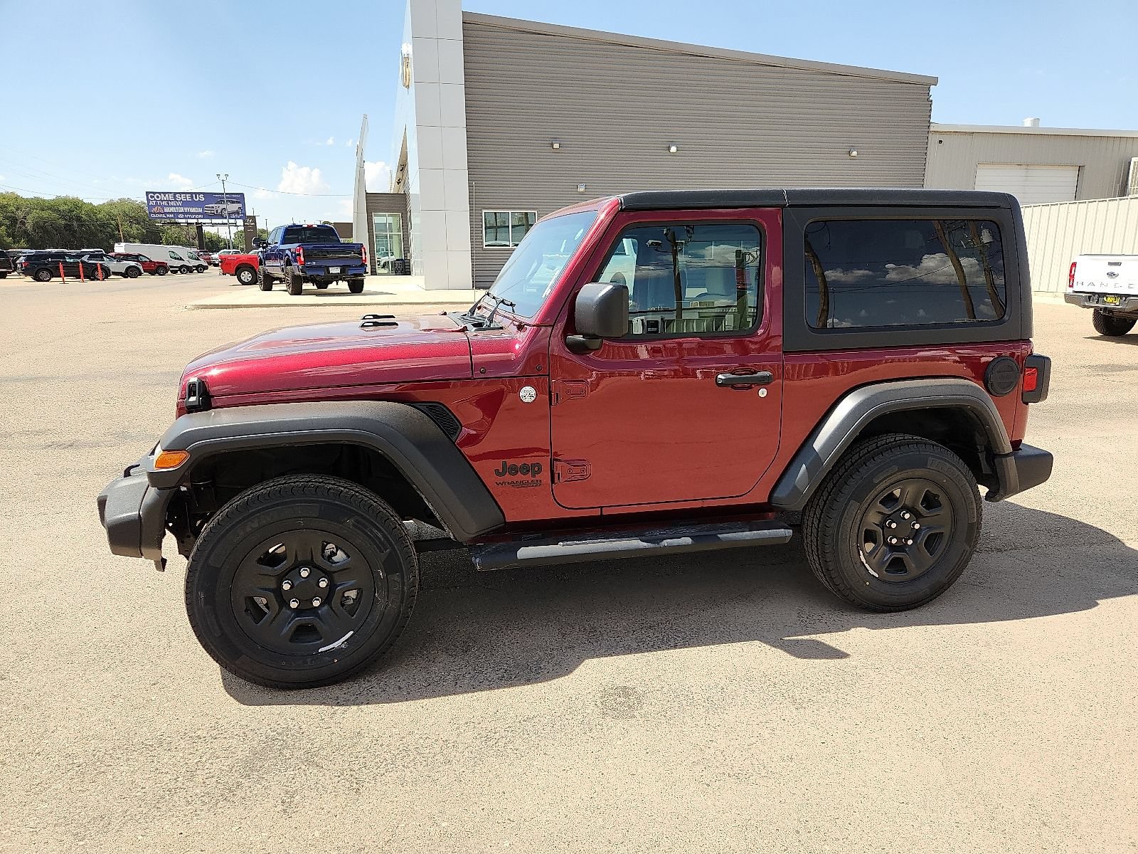 Used 2021 Jeep Wrangler Sport AWD/4WD image 2