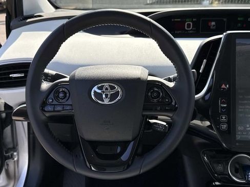 Used 2020 Toyota Prius Prime XLE w/ Carpet Mat Package FWD image 18