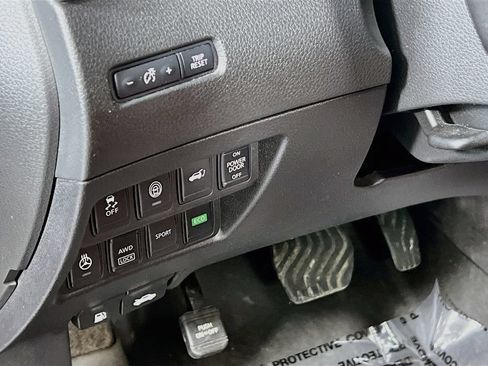Used 2017 Nissan Rogue SL w/ SL Premium Package AWD/4WD image 9