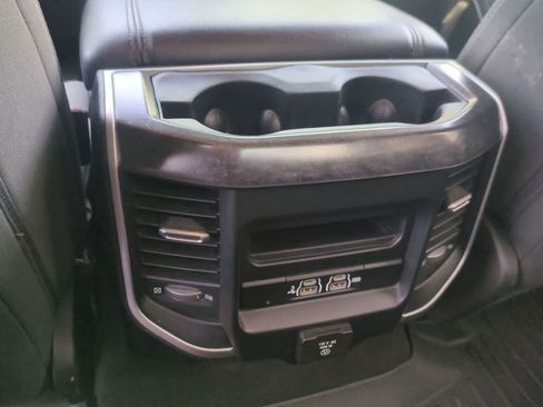 Used 2020 RAM 1500 Big Horn RWD image 36