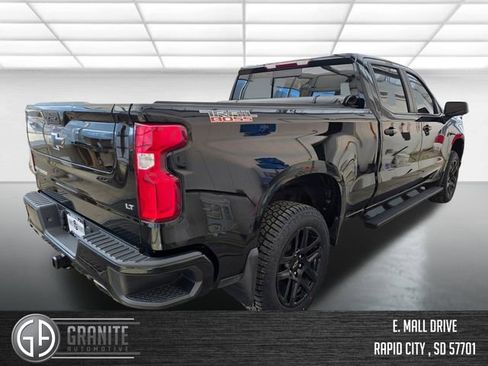 Used 2021 Chevrolet Silverado 1500 LT Trail Boss w/ Convenience Package II image 5