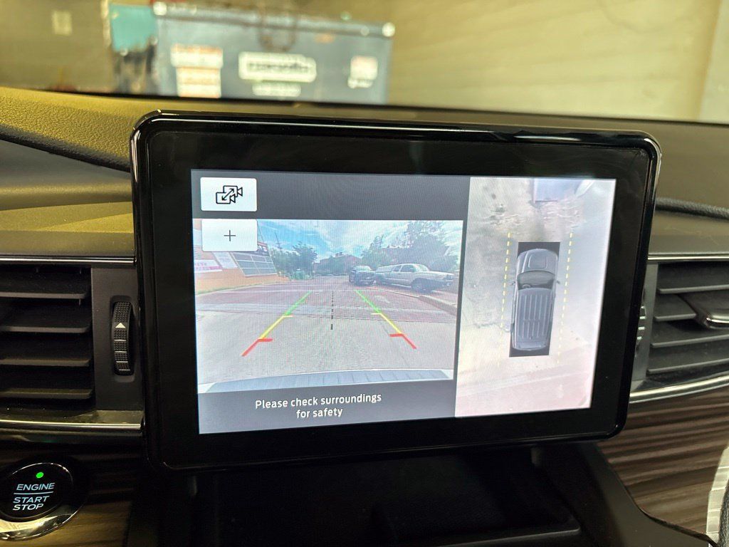 Used 2020 Ford Explorer Limited AWD/4WD image 19
