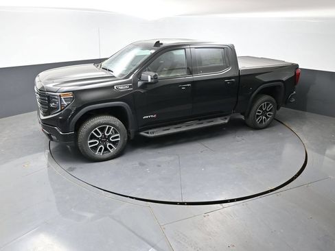 New 2026 GMC Sierra 1500 AT4 w/ AT4 Premium Package AWD/4WD image 43