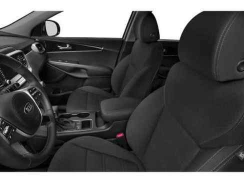 Used 2020 Kia Sorento LX image 12