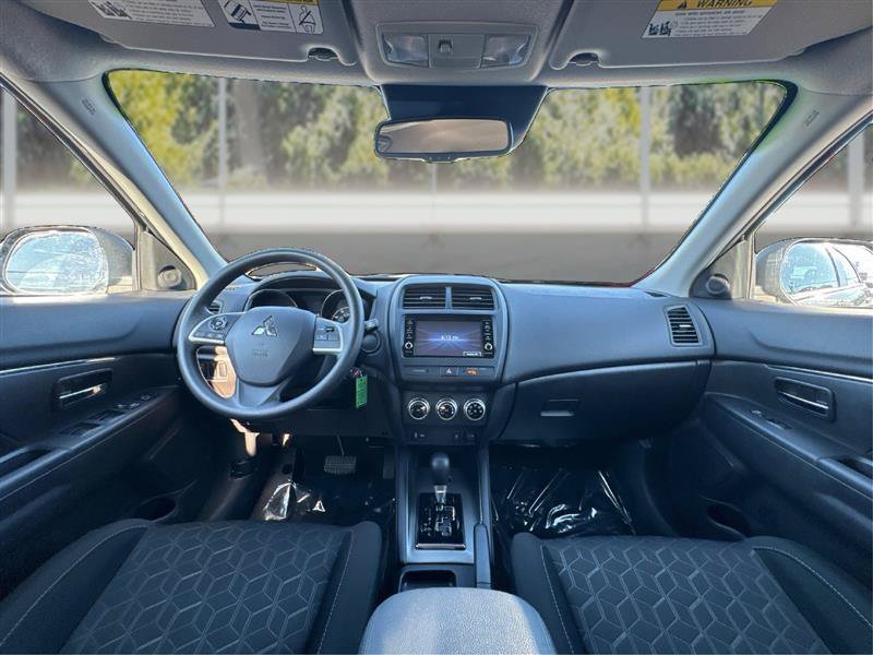 Used 2025 Mitsubishi Outlander Sport ES AWD/4WD image 24