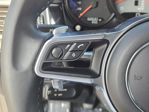 Used 2016 Porsche Macan S image 14