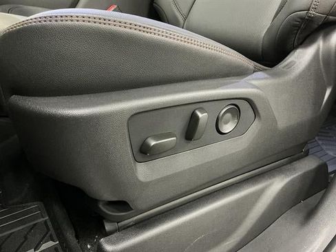 New 2026 GMC Sierra 1500 AT4 w/ AT4 Premium Package AWD/4WD image 30