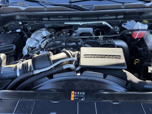 Used 2024 GMC Sierra 2500 Denali Ultimate w/ Max Trailering Package image 10