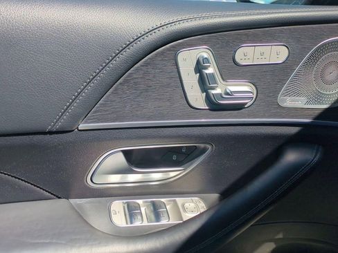Used 2022 Mercedes-Benz GLS 450 4MATIC image 26