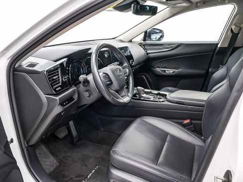 Used 2025 Lexus NX 350h AWD w/ Premium Package image 18