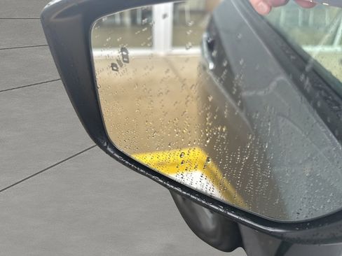 Used 2019 Nissan Leaf SV w/ SV Technology Package image 28