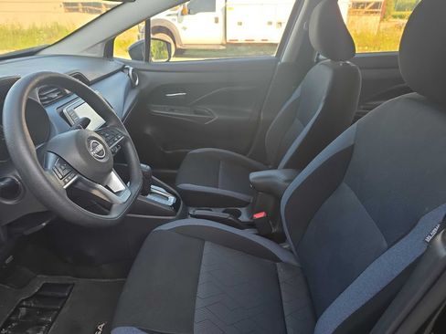 Used 2025 Nissan Versa SV w/ Trunk Package FWD image 12