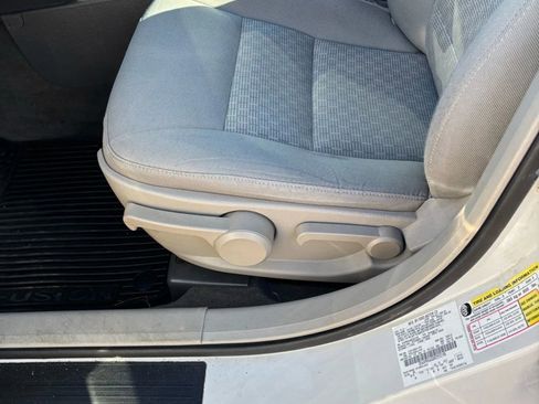 Used 2011 Ford Fusion S image 21