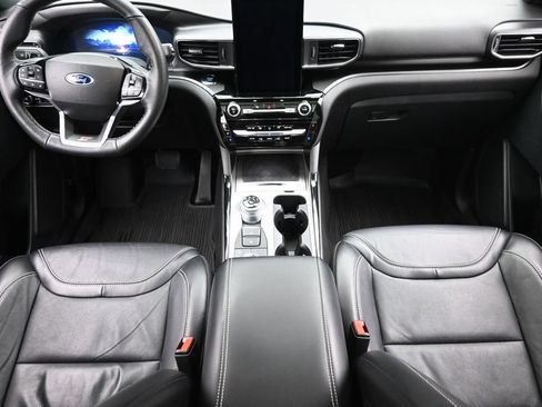 Used 2023 Ford Explorer ST w/ Equipment Group 401A AWD/4WD image 17