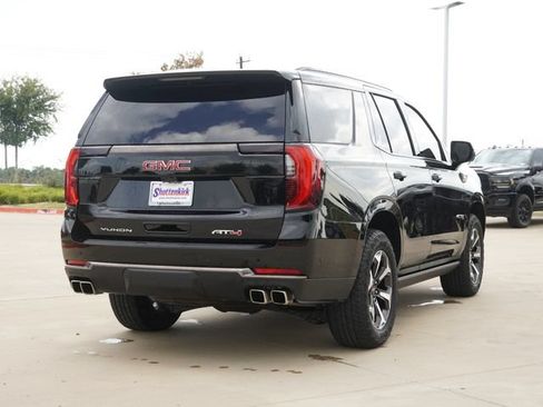 Used 2025 GMC Yukon AT4 Ultimate w/ LPO, Floor Liner Package AWD/4WD image 9