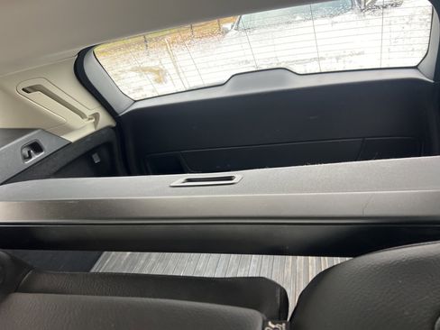 Used 2022 Volvo V60 T5 Cross Country w/ Climate Package image 16