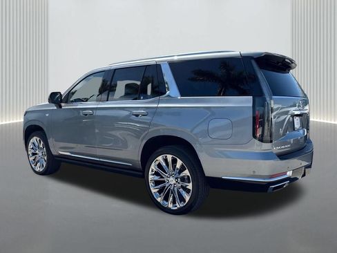 New 2026 Cadillac Escalade Luxury w/ LPO, Radiant Package AWD/4WD image 7