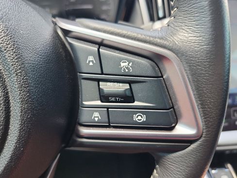 Used 2025 Subaru Outback Premium AWD/4WD image 25