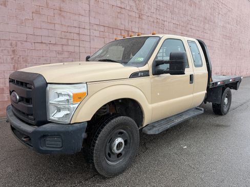 Used 2011 Ford F350 XL w/ Snow Plow Prep Pkg AWD/4WD image 1