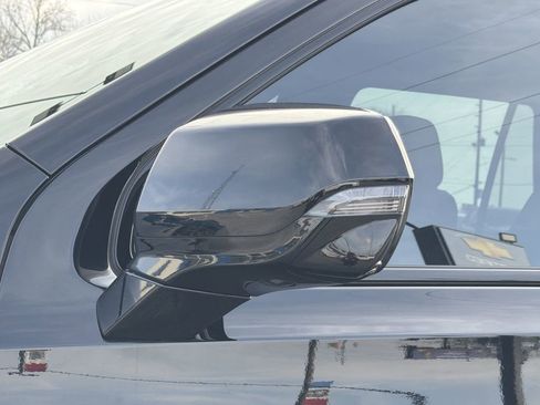 Used 2022 Chevrolet Tahoe RST w/ Sport Performance Package image 32