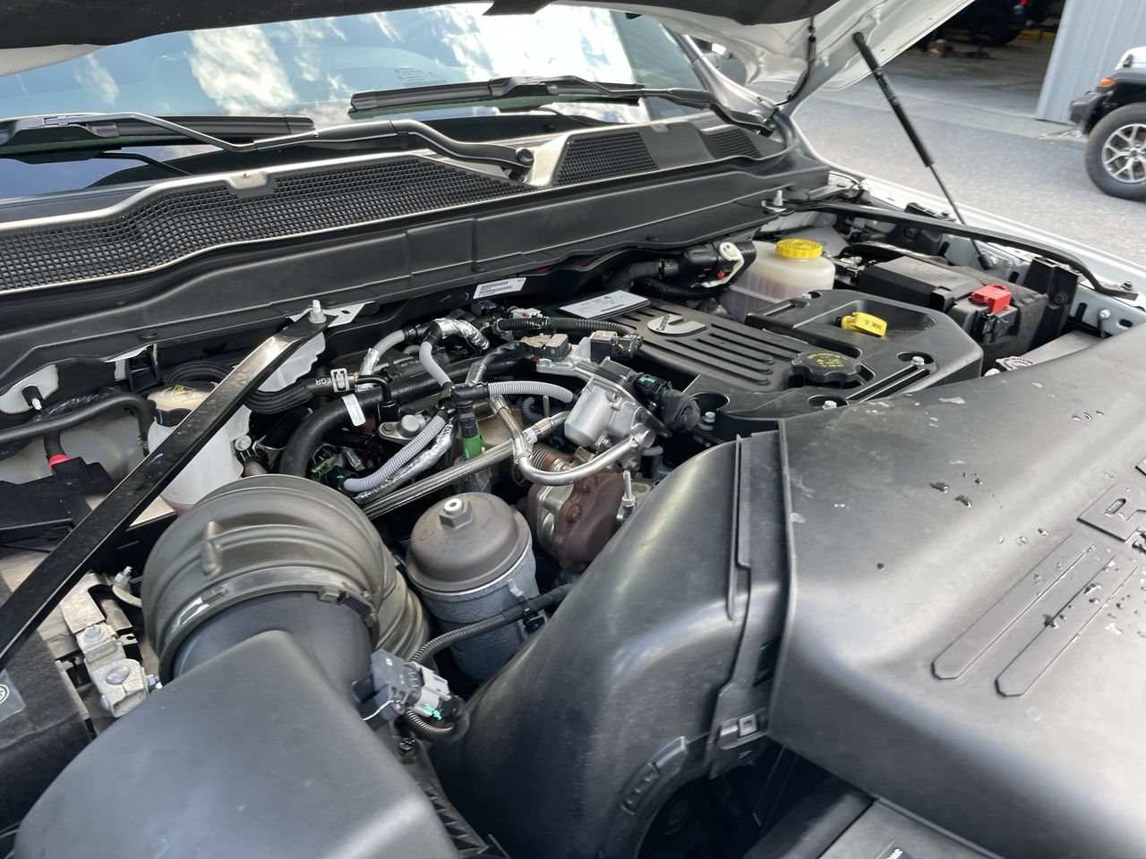 Used 2026 RAM 2500 Laramie AWD/4WD image 41