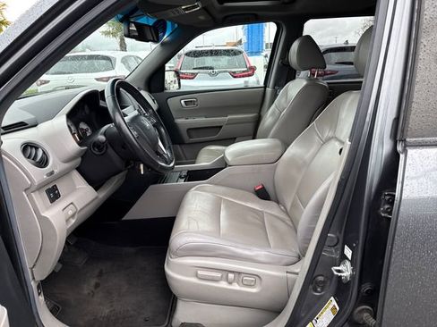 Used 2011 Honda Pilot EX-L image 17