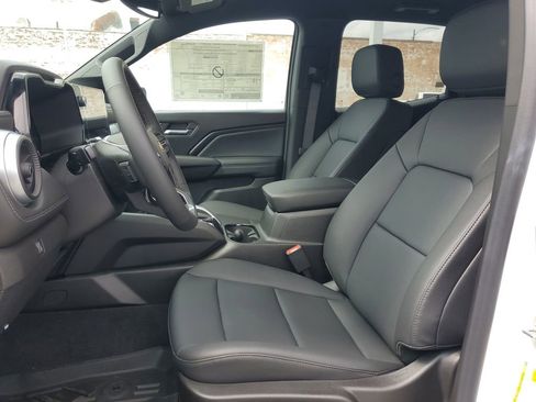 New 2026 Chevrolet Colorado LT w/ LT Convenience Package AWD/4WD image 17