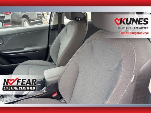 Used 2025 Kia K4 LXS image 21