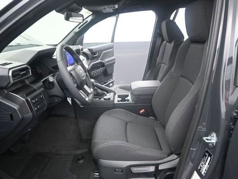 New 2026 Toyota 4Runner SR5 RWD image 10